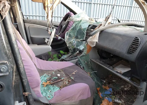 2006 Saturn Vue V6 z USA, uszkodzony, nr VIN 5GZCZ53426S889054